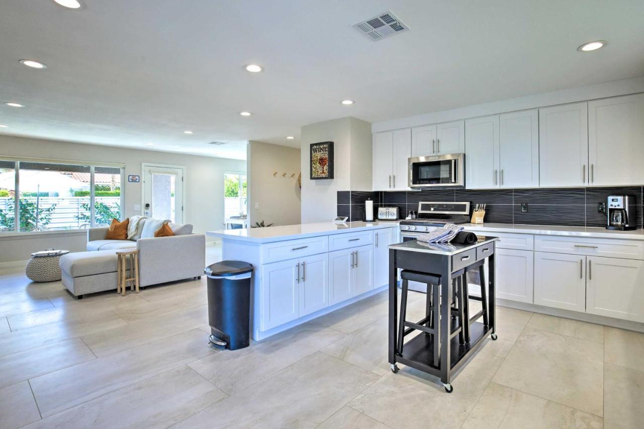 Palm Springs Pad With Outdoor Kitchen And Views! Villa Exterior photo